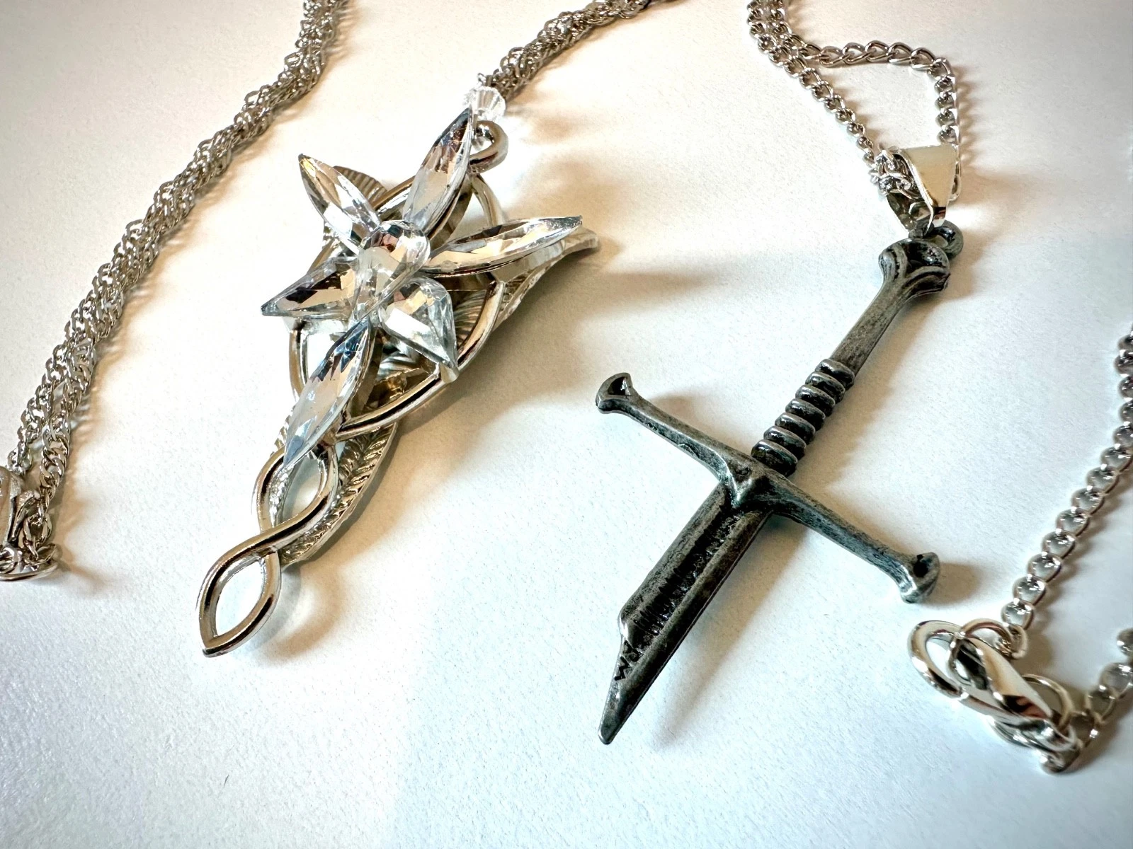 3x Lord Of The Rings LOTR Necklace Set: Evenstar Pendant, Narsil, Dwarves Key